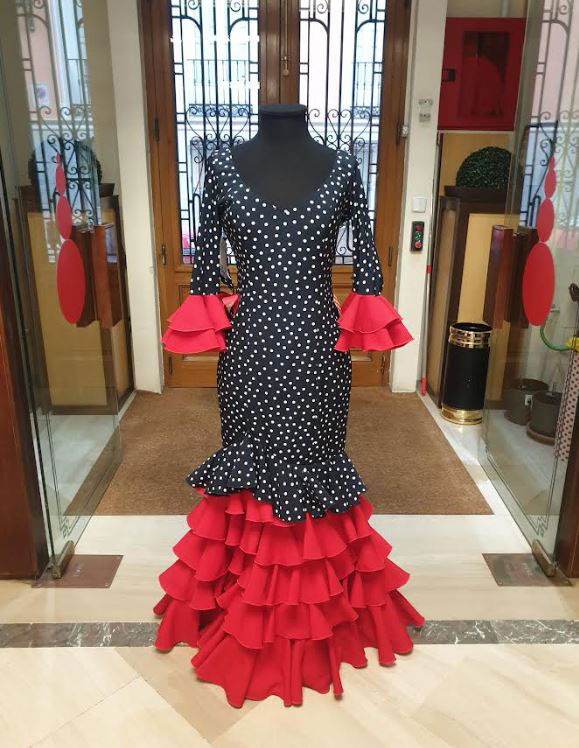 T 40. Cheap Flamenco Dresses on Sale. Mod. Delicia Negro Lunar Blanco Volante Rojo. Size 40